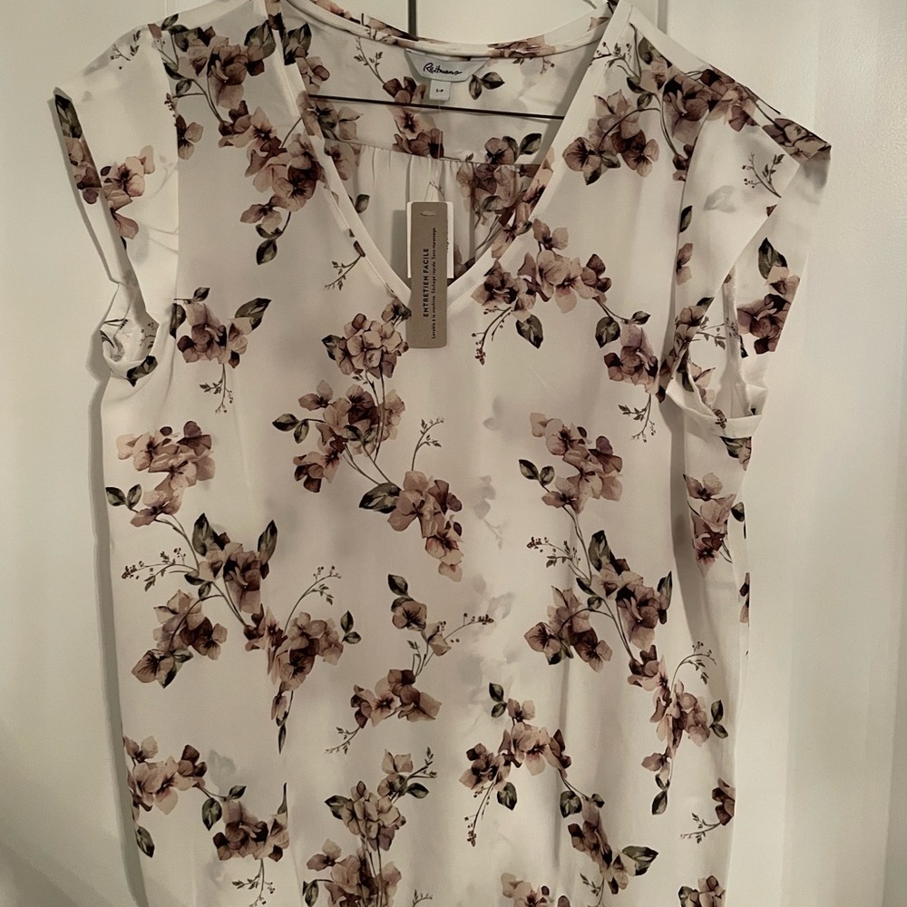 Nwt reitmans floral blouse size small